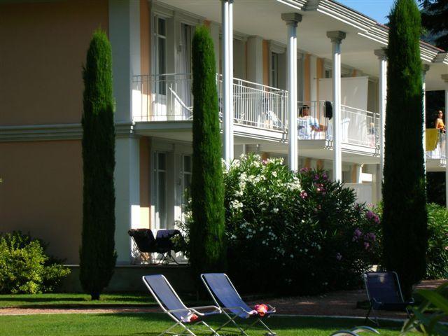 Residence Ville Lago Lugano Porto Ceresio Exterior foto