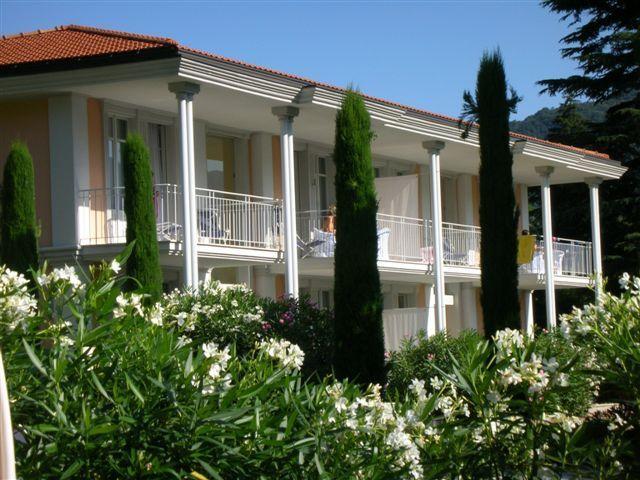 Residence Ville Lago Lugano Porto Ceresio Exterior foto